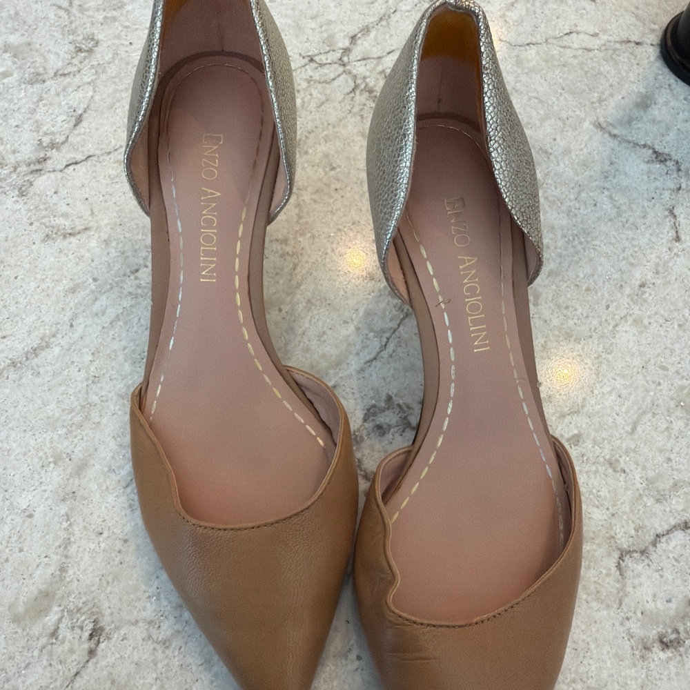 Two tone kitten heels